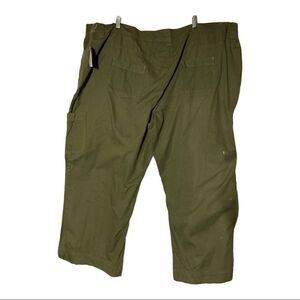 ONLY NECESSITIES, Olive Green Women’s Cargo Pants Inseam‎ 27.5 Size 34WP Capri